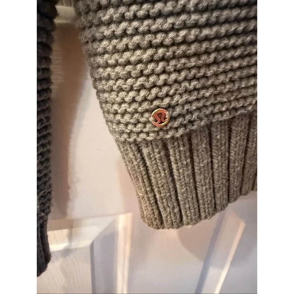 Lululemon Karma Kurmasana Gray Merino Wool Side Zip Sweater sz L - Picture 6 of 7